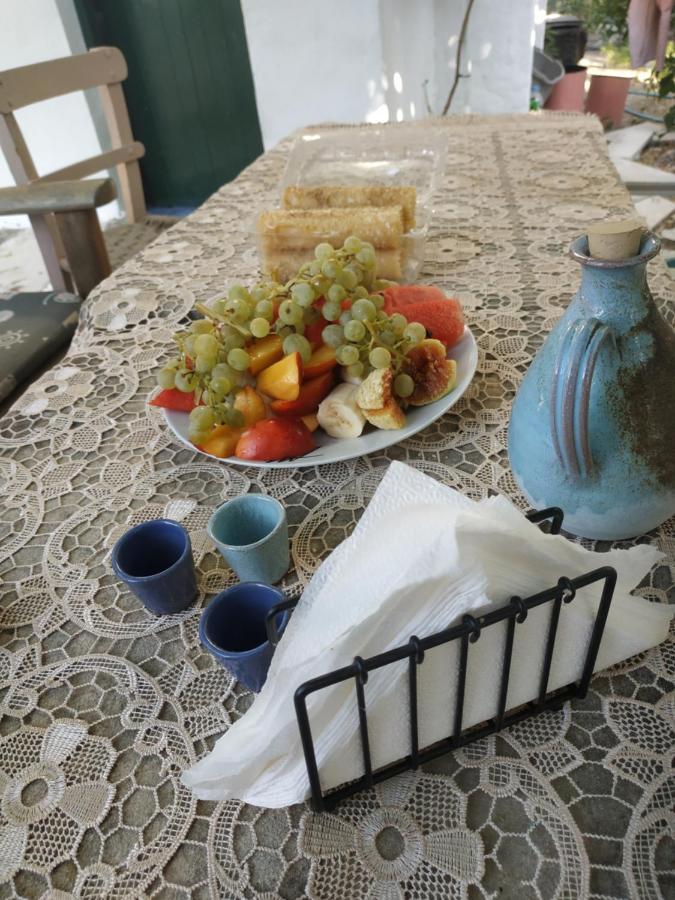 카밀라리 To Spiti Tou Papa Sto Vouno 게스트하우스 외부 사진